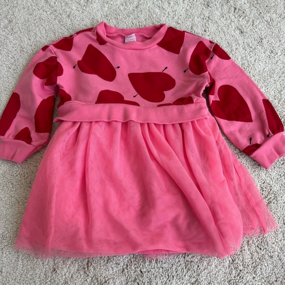 2T Valentines Day Set - Picture 6 of 10